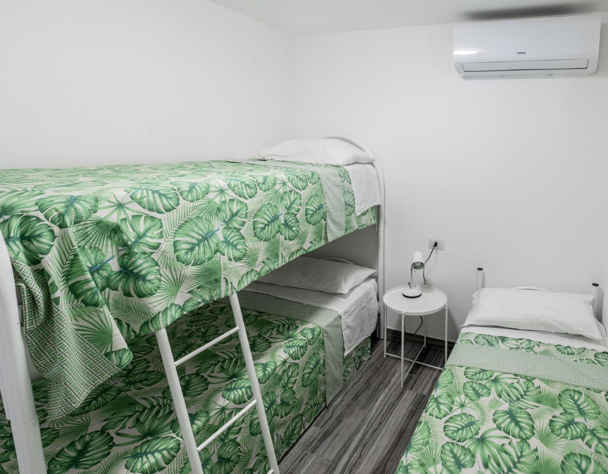 Santa Caterina Dello Ionio Marina Villaggio Camping Poseidon - Bungalows & Rooms With Sea View In Nature מראה חיצוני תמונה